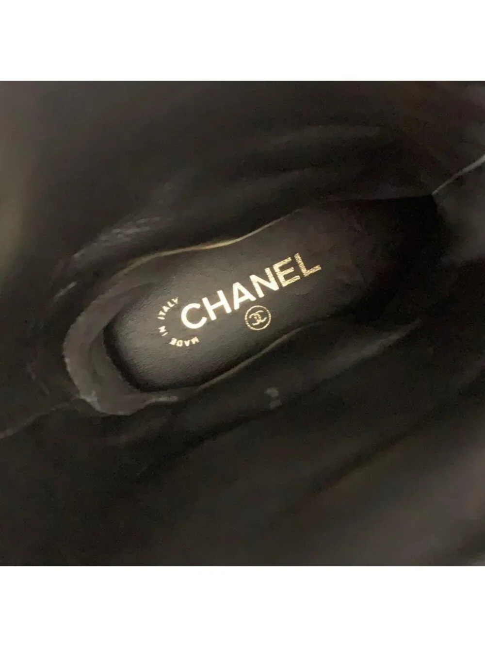 Chanel CC Logo Crinkle Shearling Leather Middle Boots Black